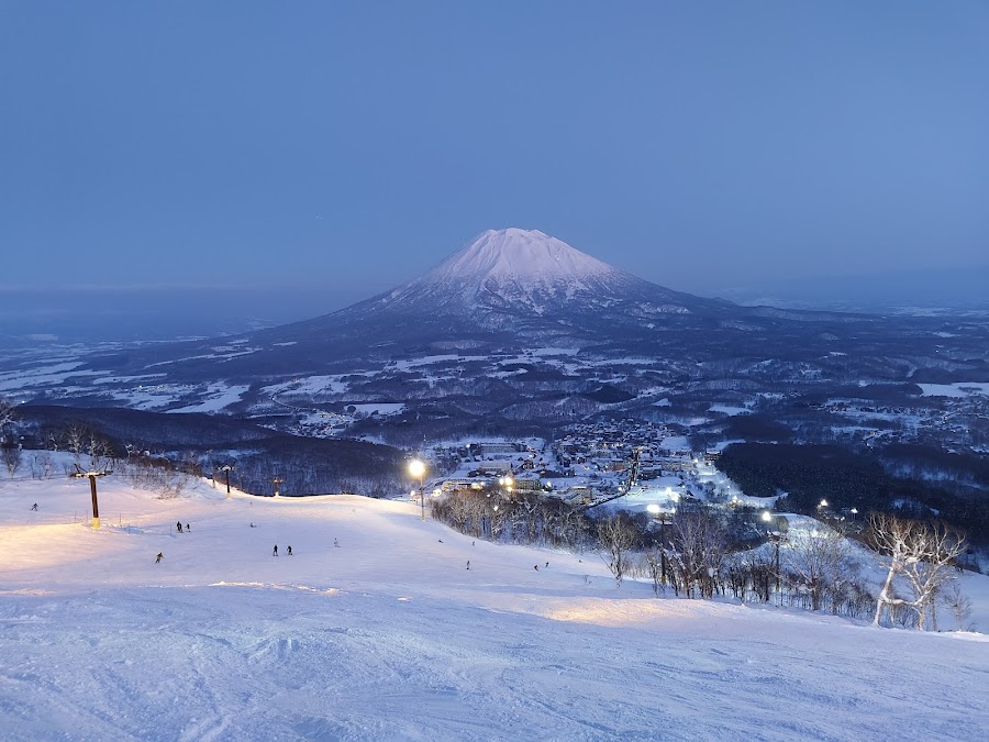 新雪谷格蘭比羅夫滑雪場
